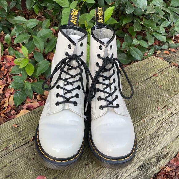 Dr Martens 1460W Patent Lamper White Combat Boots Women's Size 8 US / 6 UK - Picture 2 of 16